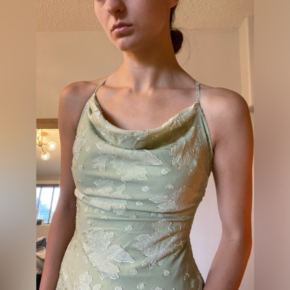 Sweetpot Pistachio Green Lace-Up Dress with Floral Appliqués - US 2 (NWT) - Picture 4 of 8